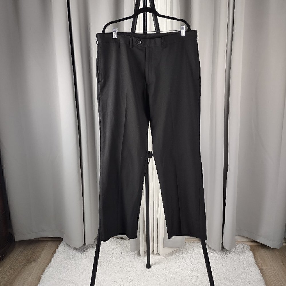 Haggar Stria Classic Fit Flat Front Hidden Expandable Waist  Black Slacks 38X30